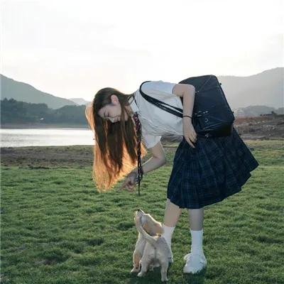 山外的彩虹