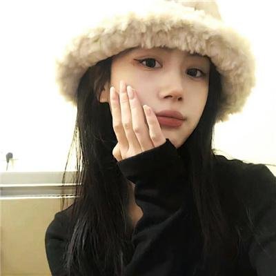 女管家